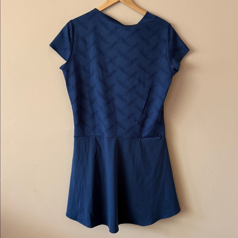 ADIDAS Dress Sz L - Picture 2 of 4